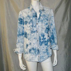 ROCK & REPUBLIC | Acid Bleach wash Snap front Denim Shirt